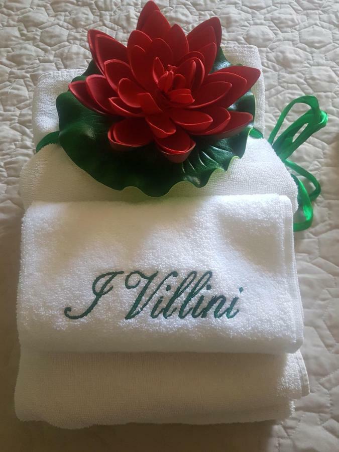 I Villini Affittacamere 피우미치노 외부 사진